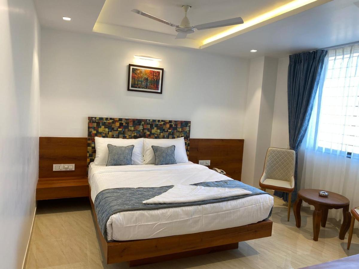 The Urban Hive Hotel Belgaum Exterior photo