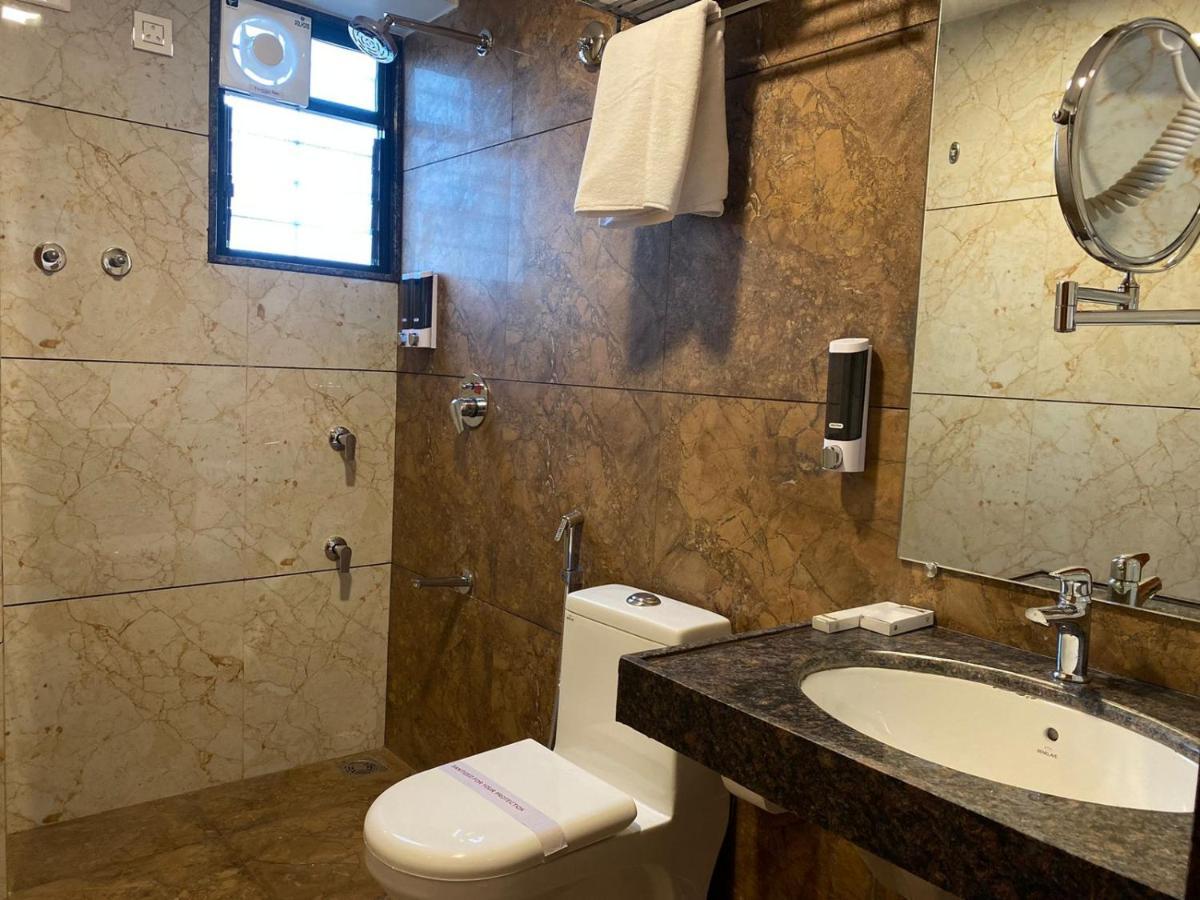 The Urban Hive Hotel Belgaum Exterior photo