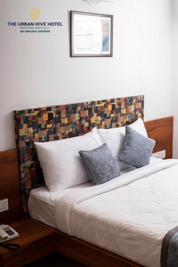 The Urban Hive Hotel Belgaum Exterior photo